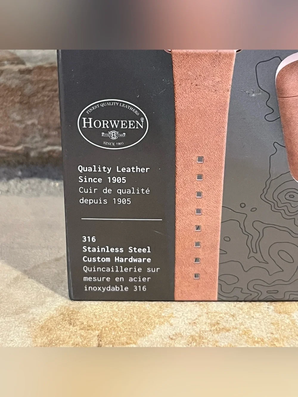 NOMAD Modern Bundle Horween Leather Apple Watch Strap & AirPods Case 40mm/38mm